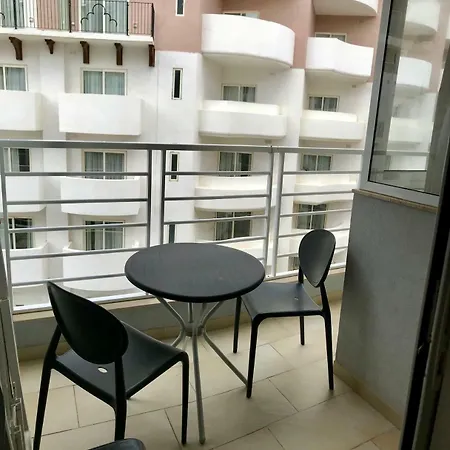 Seascape - Central Two Bedroom St. Paul's Bay